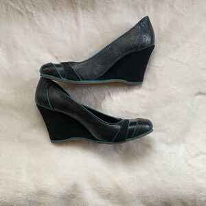 BC wedge heels 8
